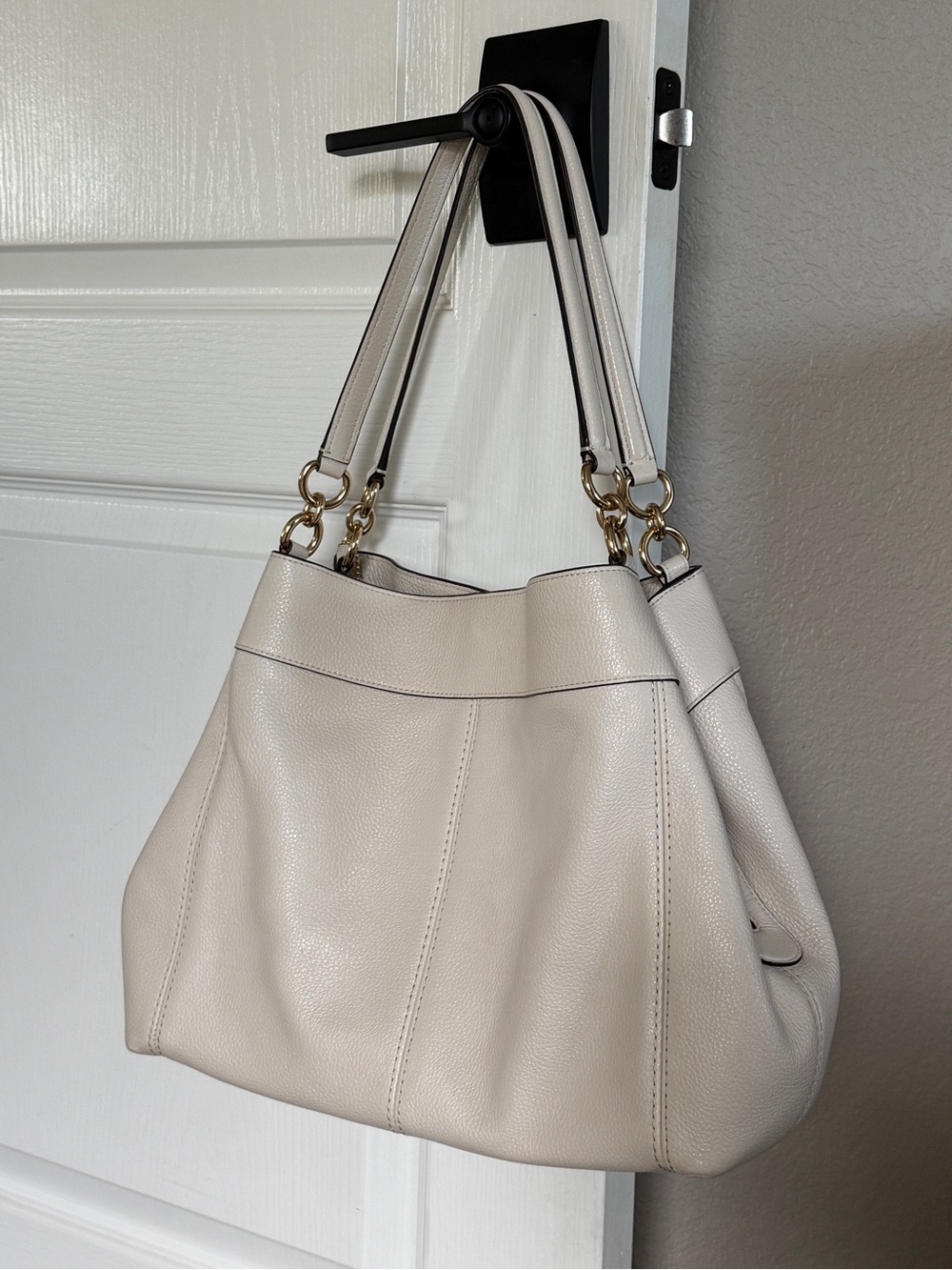 Coach Lexy Shoulder Bag – New Without Tags - Picture 3 of 9